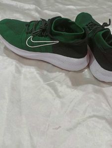 Nike Running Shoes - Forest Green