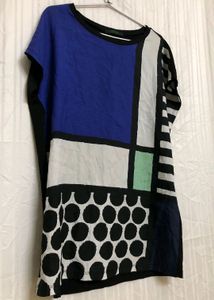 Crocodile Black Top
