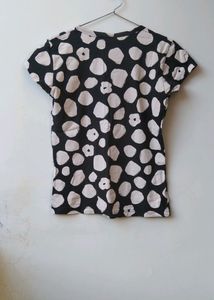 Black And White Top