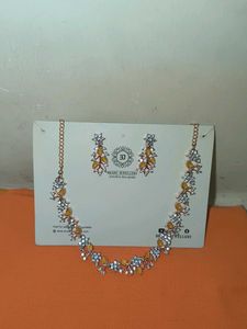 Elegant Necklace & Earring Set