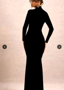 Elegant Black Maxi Dress