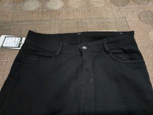 🥰C@74 Size-32 Straight Jeans