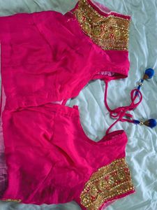 Fine Velvet Saree Dual Shade Price Negotiable L