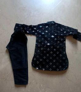 Boys' Black Embellished Kurta