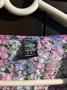 SHEIN Floral Ruffle Shoulder Blouse