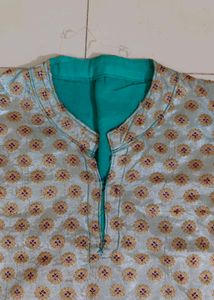 Beautiful Silver Straight Kurti