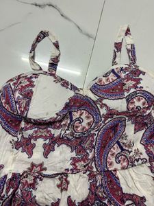 Woman Paisley Print Sundress