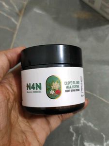 Clove Oil And Manjishtha Night Repair Cream