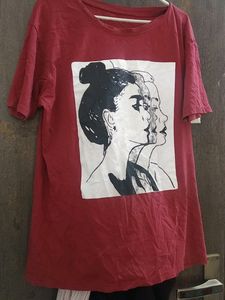 Maroon T-shirt