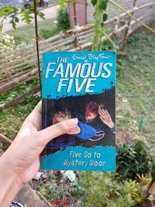 The Famous Five: Mystery Moor