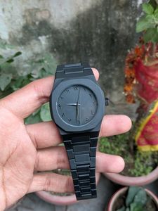 Black Minimalist Watch