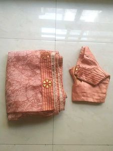 Saree With Ready Blouse