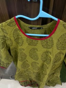 new globus Green Printed Kurta