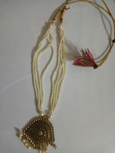 Pearl and Gold Tone Statement Necklace