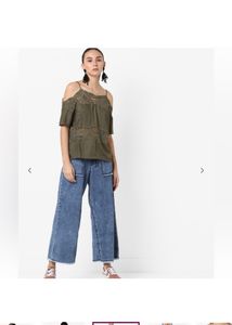 ONLYStrappy Top with Cold-Shoulder Sleeves