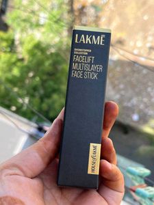 Lakme On The Go Facelift MultiSlayer Contour