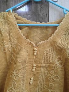 Elegant Embroidered Kurta