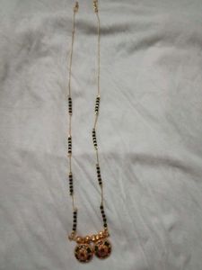 🖤💛 Short Mangalsutra – Brand New