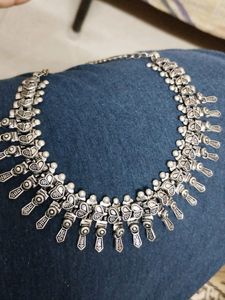 Metal Necklace With Earrings