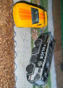 Toy Cars: Yellow Racer &amp; Black Police bus 🚌