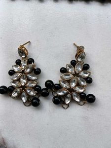 Necklace &amp; Earring Set