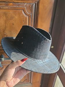Stylish Black Cap Or Hat