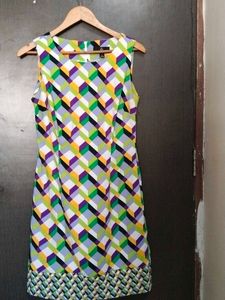 Geometric Print Sleeveless Dress