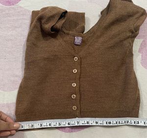 Oswal Ladies Wool Blouse