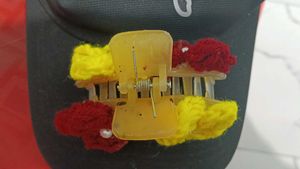 Handcrafted Floral Hair Clip crocheti