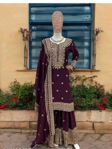 New/Unused Embroiderd Sharara Set