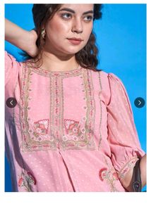 Dressberry Embroidered Pink Top