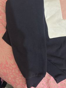 H&amp;m Crop Sweatshirt