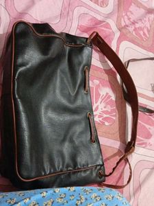 Get 3 Handbags 1 Sling Bag