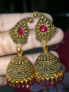Antique Gold Jhumka Earrings