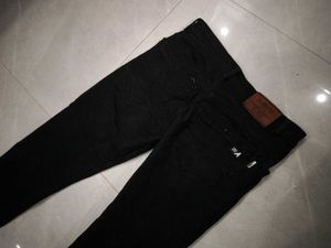 A Black Denim Jeans