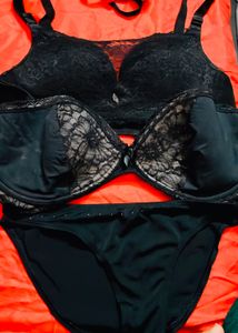38d Bra With L To Xl Brief