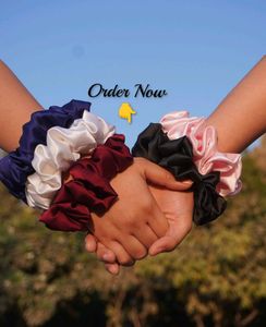 Cute Scrunchie Set of 4