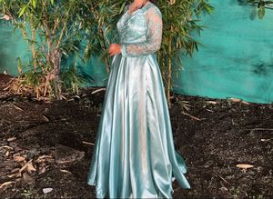 Wedding party kind gown
