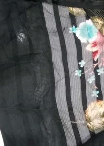 Black Flower Print Saree
