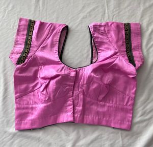 Pink &amp; Black Printed Saree &amp; Blouse Set (Women)