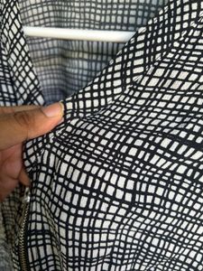 Checkered Zip-Up Lightweight Jacket
