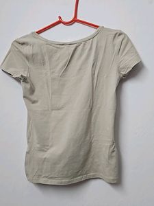 H&amp;M Tshirt