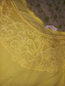 Beautiful Yellow Top✨️🫶