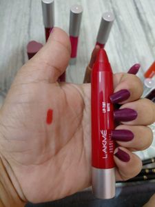 Lip crayon, lipstick &amp; kajal