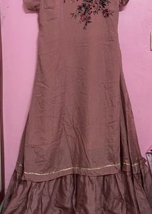 Floral Embroidered Kurta