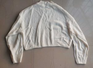H &amp; M White jumper