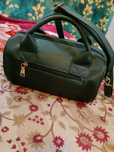 CAPRESE HANDBAG PLUS SLING
