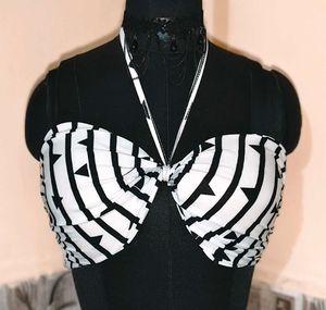 Size L/XL 🎁Buy 2 Get 1 Free 🎁 Striped Bikini Top
