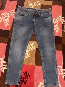 Light Blue Faded Jean Slim Fit Ankle Length