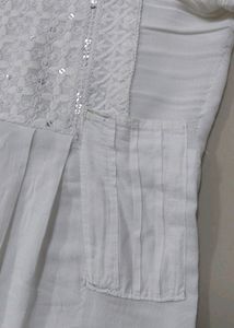 White Pure Cotton🤍With Thread Work Kurti